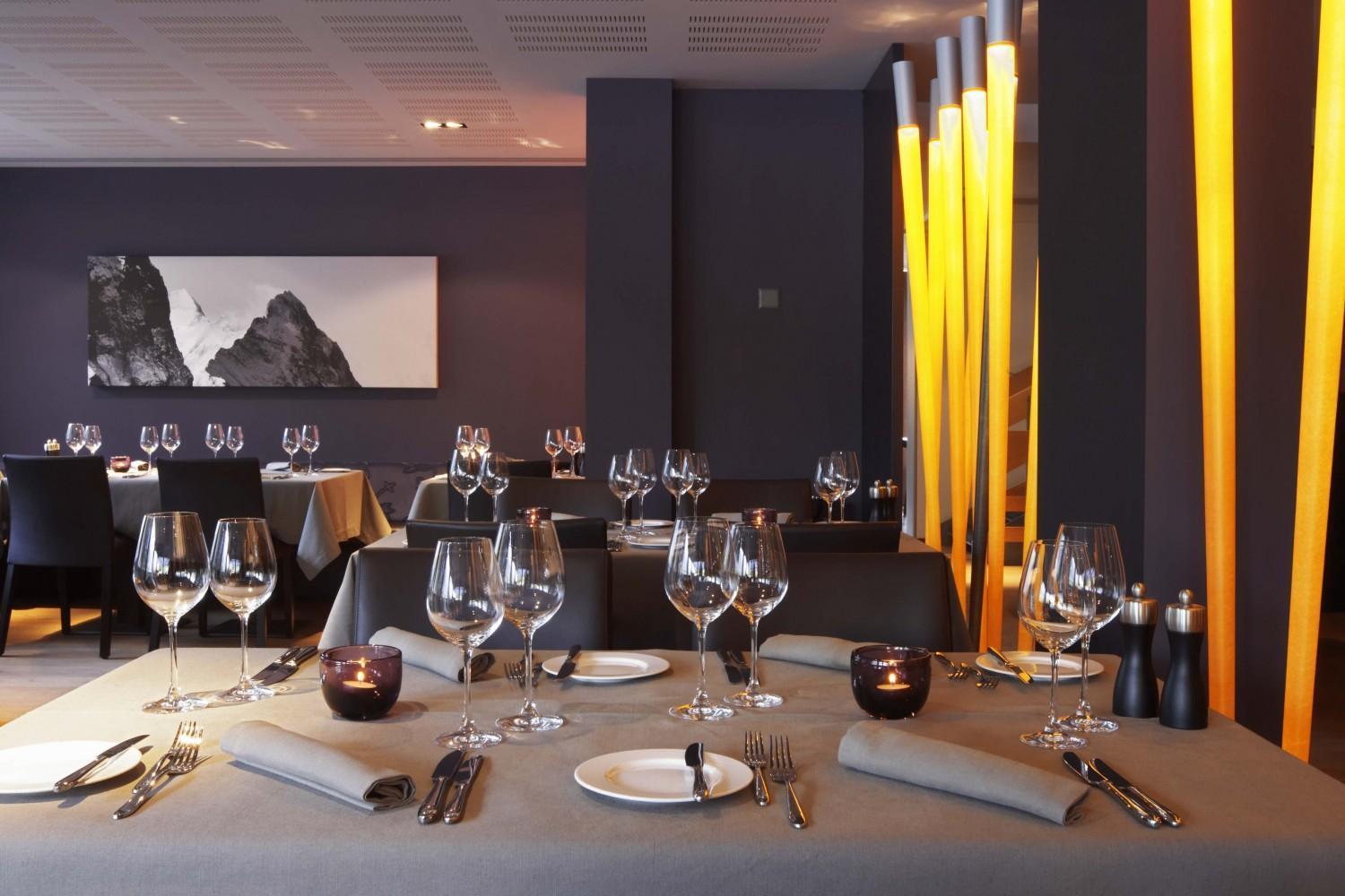 Victoria - Alpine Boutique Hotel & Fine Dining Meiringen Étterem fotó